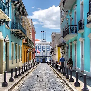 Plaza De Armas Old Hotel